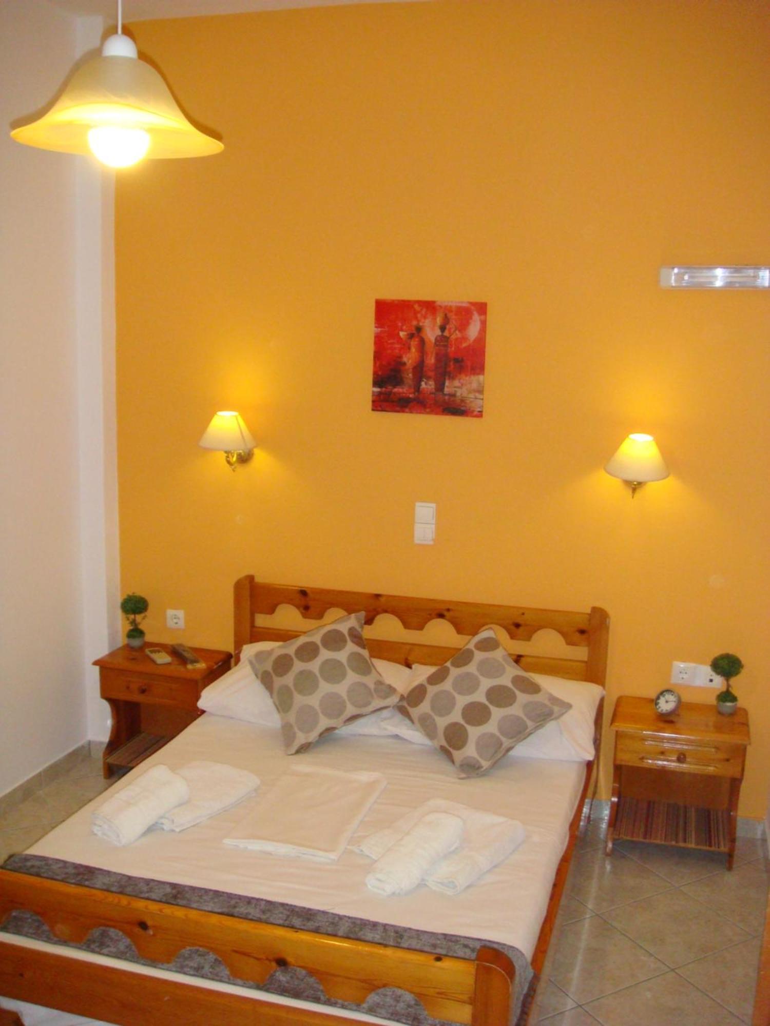 Boussetil Rooms Capanmat Tinos Ngoại thất bức ảnh