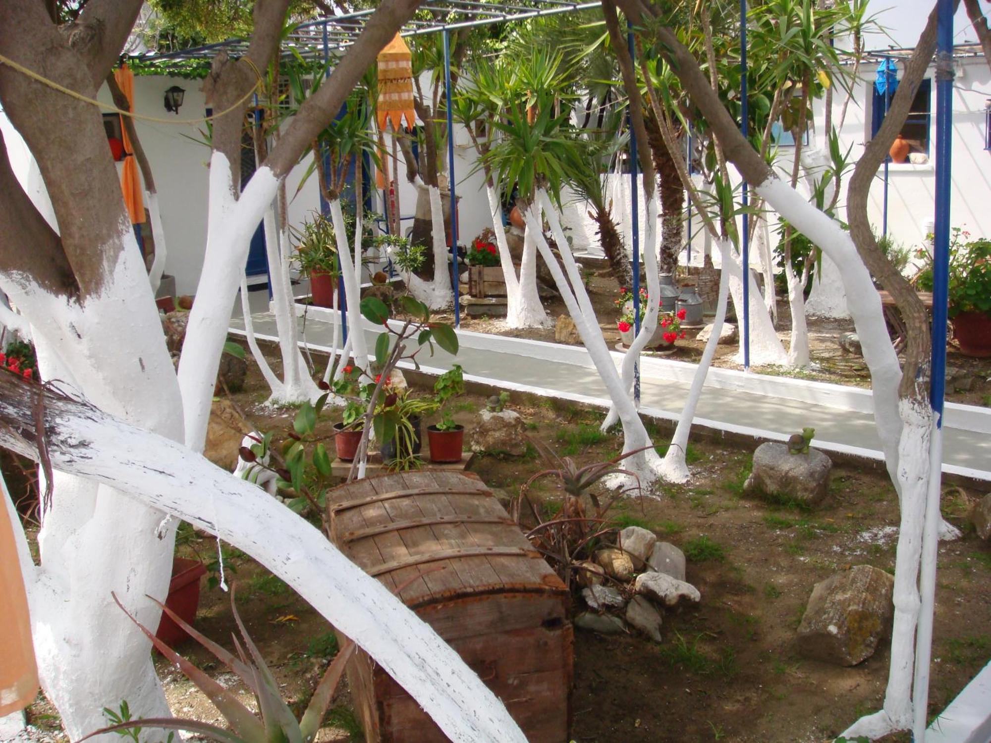 Boussetil Rooms Capanmat Tinos Ngoại thất bức ảnh