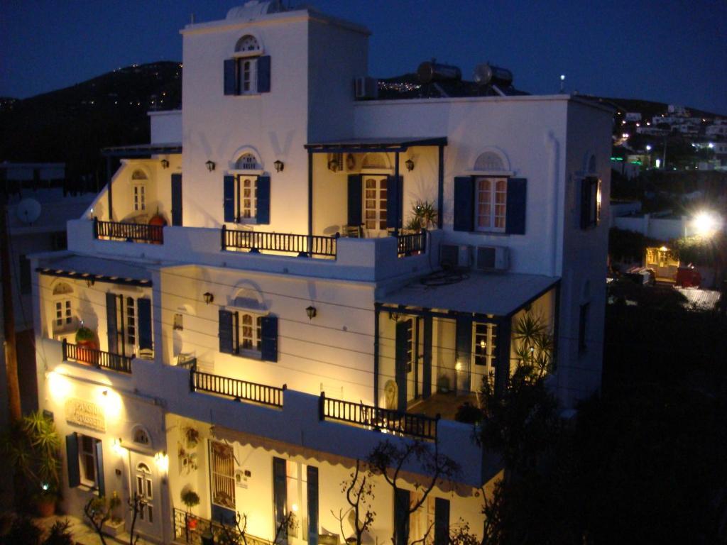 Boussetil Rooms Capanmat Tinos Ngoại thất bức ảnh