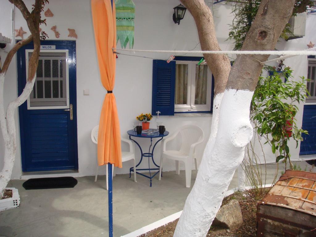 Boussetil Rooms Capanmat Tinos Ngoại thất bức ảnh
