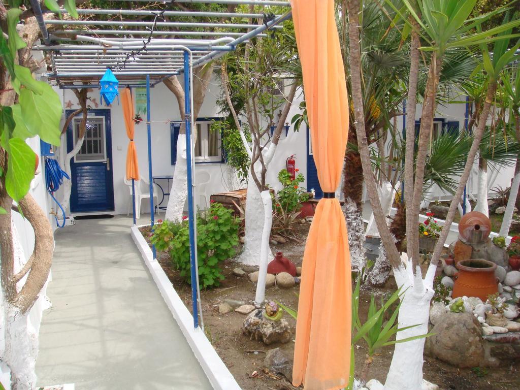 Boussetil Rooms Capanmat Tinos Ngoại thất bức ảnh
