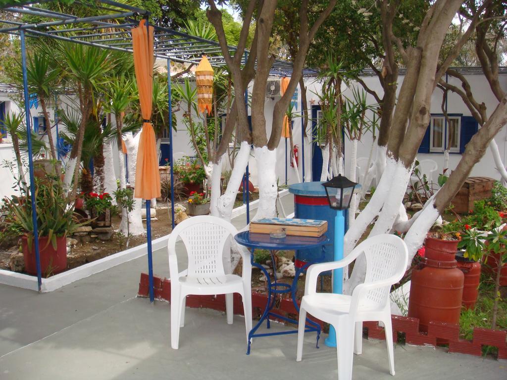 Boussetil Rooms Capanmat Tinos Ngoại thất bức ảnh